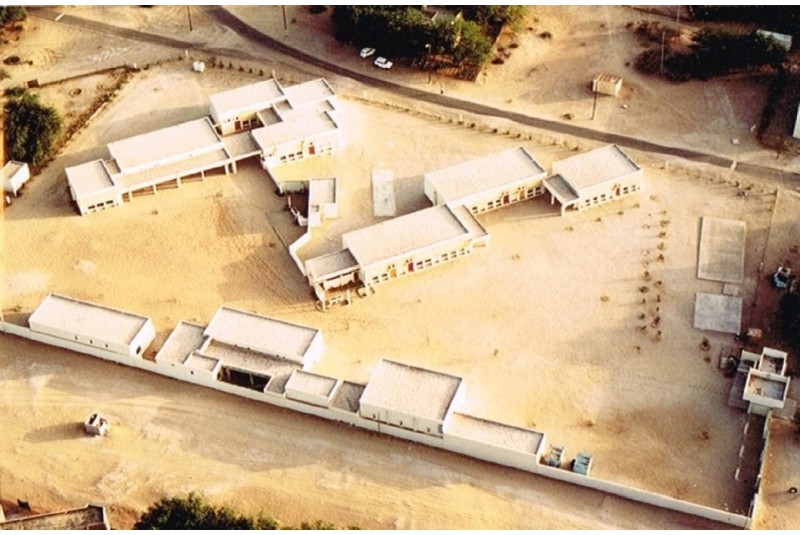 Fig. 5a
Andr&eacute; Rav&eacute;reau, French Lyceum
of Nouakchott, 1982- 86 &copy; Manuelle
Roche/ADAGP. Paris,
2013.