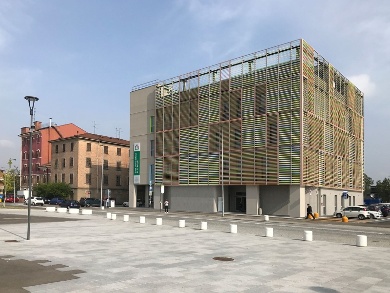 Fig. 12 Studio Lenzi & Associati, ZPZ Partners, Casa della Salute G.P. Vecchi, Modena, 2020. Disegno prospettico. Fig. 12 Studio Lenzi & Associati, ZPZ Partners, Casa della Salute G.P. Vecchi, Modena, 2020. Disegno prospettico.