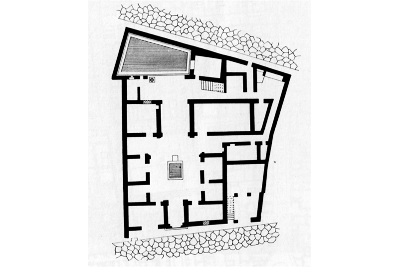 Fig. 12 - Casa del chirurgo di Pompei. Iatreo, IV ed il III secolo a.C. / House of the Surgeon of Pompeii. Iatreo, 4th and 3rd centuries BC.
