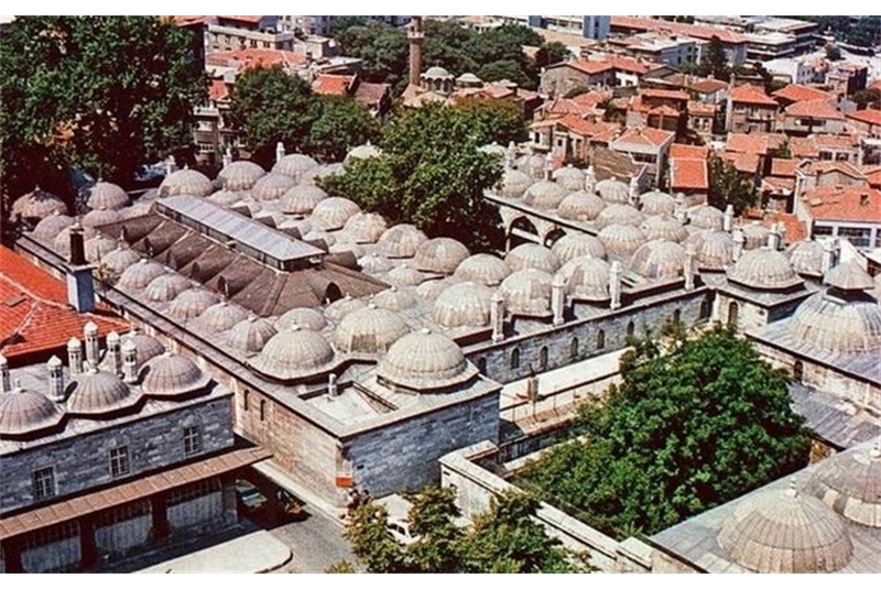 Figg. 32 -
Mimar Sinan, Ospedale della moschea di Suleymaniye, Istanbul, 1557. Vista aerea / Mimar Sinan, Suleymaniye Mosque Hospital. Aereal View.