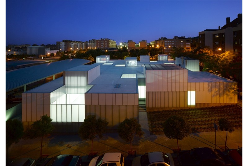 Fig. 5
estudio_entresitio, 3*1, Health care centers in Madrid, Villaverde 2007-10.
Photo credits: Roland Halbe.