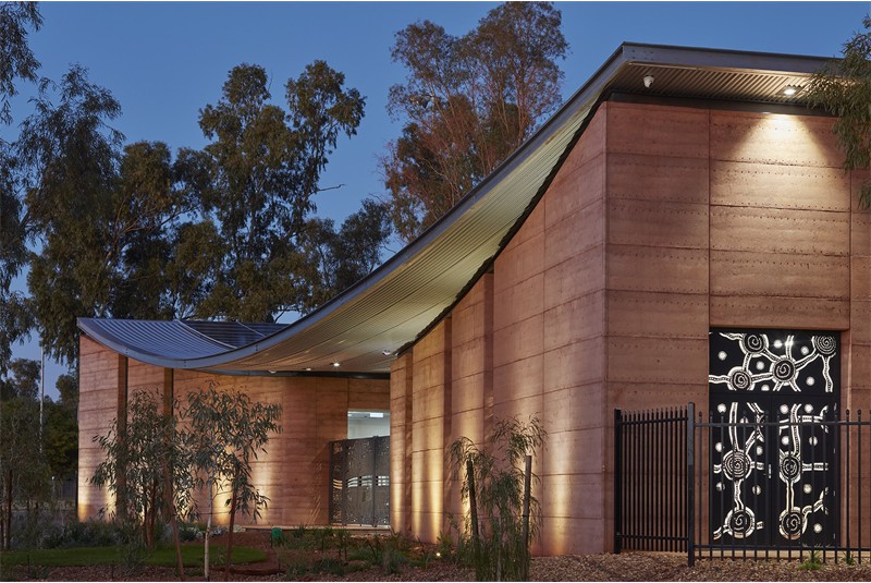 Fig. 8
David Kaunitz, Ka Wai Yeung, PAMS healthcare center, Newman, Australia. Views.
&copy; Robert Frith - Acorn Photo