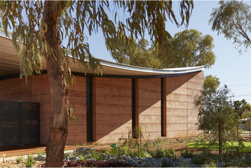 Fig. 9
David Kaunitz, Ka Wai Yeung, PAMS healthcare center, Newman, Australia. Views.
&copy; Robert Frith - Acorn Photo