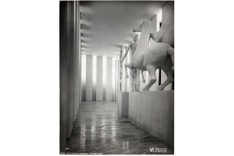 Fig. 5
Lucio Fontana, Gruppo scultoreo nel Salone d&rsquo;Onore, di Persico, Nizzoli, Palanti, Sesta Triennale, Palazzo dell&rsquo;Arte, Milano, 1936. 
&copy;Triennale Milano.