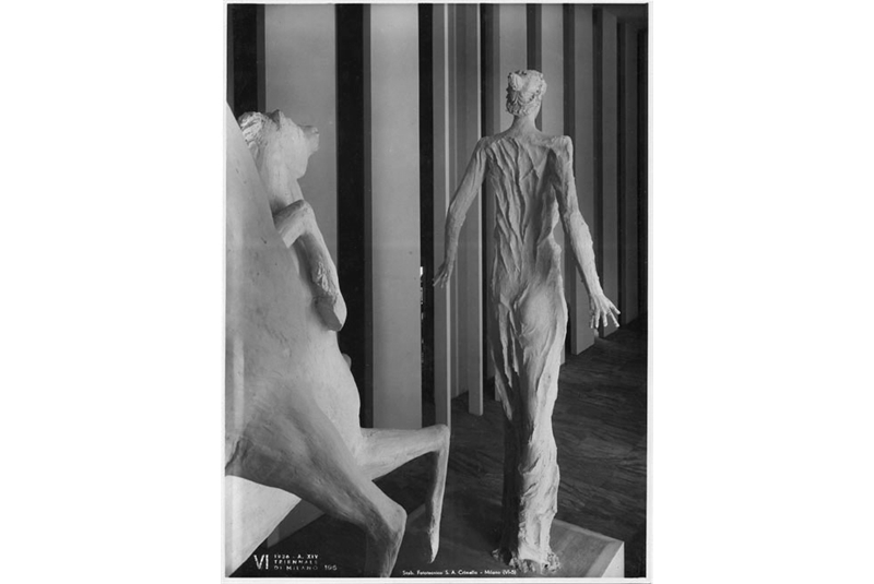 Fig. 6
Lucio Fontana, Gruppo scultoreo nel Salone d&rsquo;Onore, di Persico, Nizzoli, Palanti, Sesta Triennale, Palazzo dell&rsquo;Arte, Milano, 1936. 
&copy;Triennale Milano.