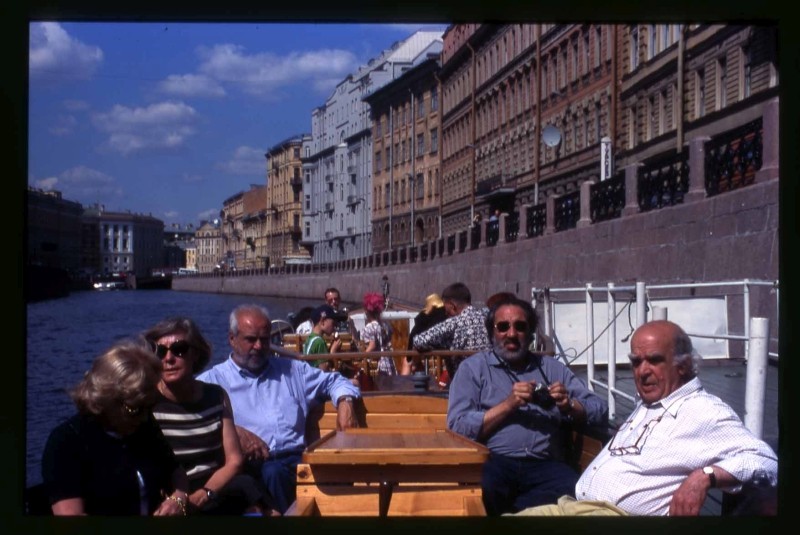 Fig. 2
Eduardo Souto de Moura
and Fernando T&aacute;vora in San
Pietroburgo &ndash; Russia (In:
Funda&ccedil;&atilde;o Instituto Marques
da Silva, Archive Fernando
T&aacute;vora, PT_FIMS_FT_0007.01-
dps0001).