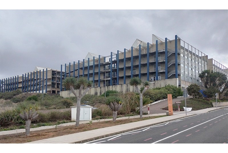 Fig. 16
Photos of the Faculties of Marine Sciences, Mathematics, and Computer Science in Tafira. © C. Dallatomasina. Fig. 16
Photos of the Faculties of Marine Sciences, Mathematics, and Computer Science in Tafira. © C. Dallatomasina.