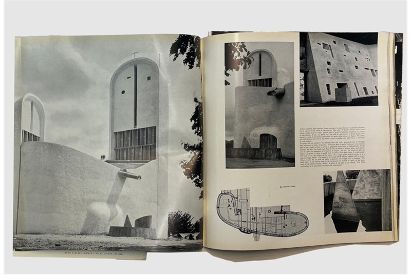 Fig. 9 - Le Corbusier. La chiesa di Notre
Dame du Haut a Ronchamp articolo
pubblicato su &laquo;Casabella
Continuit&agrave;&raquo; 207, 1955. Testo di
Le Corbusier e impaginazione di
Gae Aulenti.