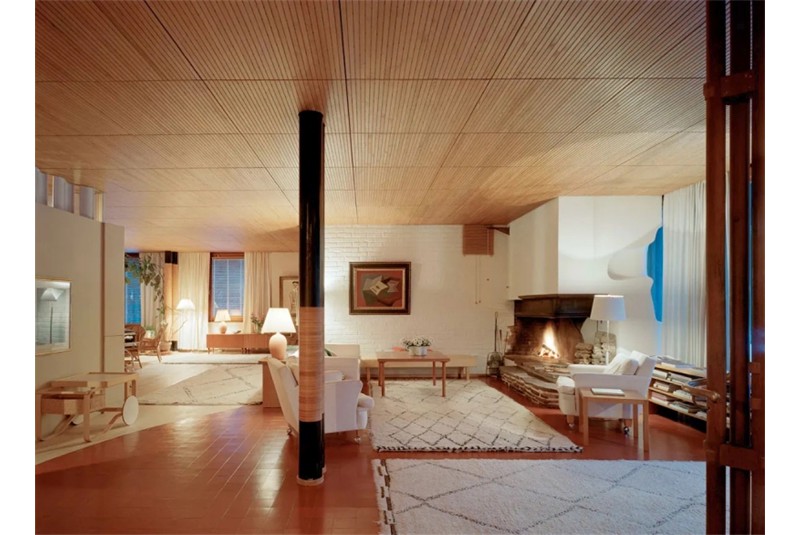 Fig. 10
A.Aalto Villa Mairea (1938-39),
Vista del soggiorno.