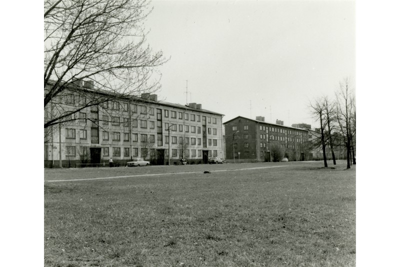 Fig. 4
Mart Port, Roman Urb, Ülo
Ellandi. Progetto tipo 1-317,
1957. Foto degli anni Ottanta.
Per gentile concessione
dell'Estonian Museum of
Architecture. Fig. 4
Mart Port, Roman Urb, Ülo
Ellandi. Progetto tipo 1-317,
1957. Foto degli anni Ottanta.
Per gentile concessione
dell'Estonian Museum of
Architecture.